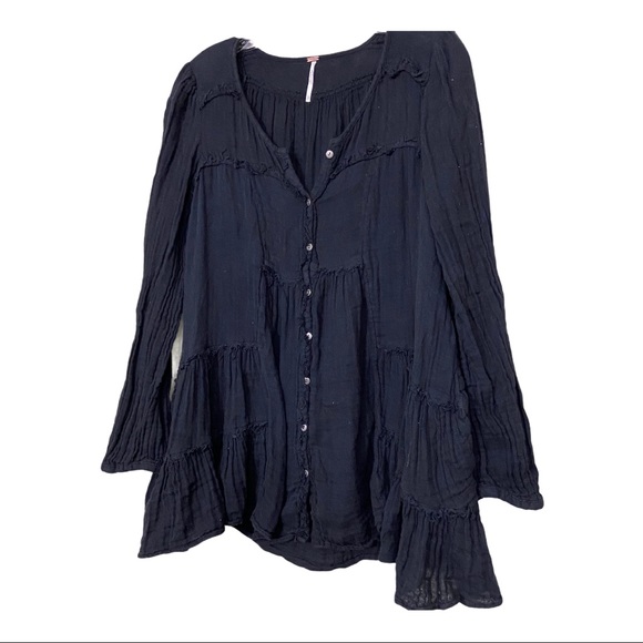 Free People Tops - Free People Sz Xs Black Flow Blouse